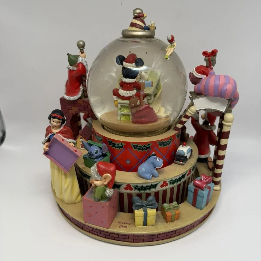 Disney Christmas Santa's Workshop Snow Globe Mickey Snow White Tinkerbell Goofy - Picture 11 of 16